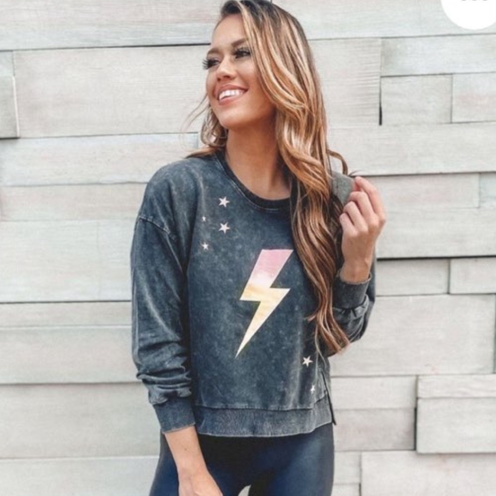 NWT Lightning Sweatshirt Top